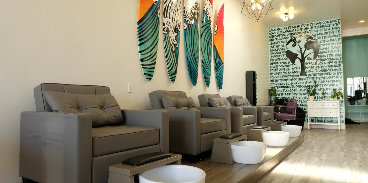 Santa Monica Nail and Hair Beauty Salon in Sunset Park,Santa MonicaCA | Peerspace