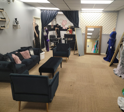Bartlett Sewing/ Art Studio, Bartlett, TN | Production | Peerspace