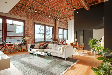 Sun-lit Penthouse Skylight in DTLA with corner view, Los Angeles, CA ...