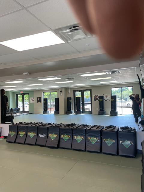Bright & Open Martial Arts Studio – Ideal for Fitness, Dance, Yoga, or ...