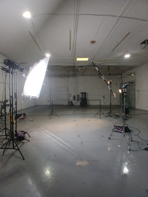 48Labs | Open Production Space in Peoria with Bay Door & Easy