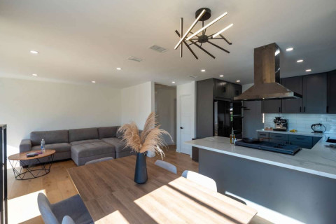 Modern cozy home, Van Nuys, CA | Event | Peerspace