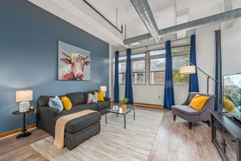 Downtown, Spacious Loft with Great Light!, Kansas City, MO | Production ...