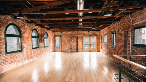 A Creative Photo Studio Loft In Downtown Long Beach Ca A Historic Loft Space 1 Of 3 Shoot Locations On The Property Facing Balcony Overlooking Courtyard Long Beach Ca Production Peerspace [ 270 x 480 Pixel ]