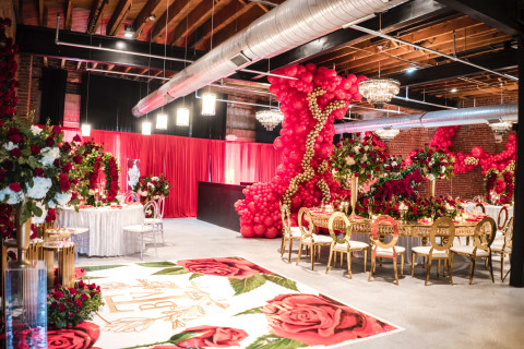 Image showcasing Chic Downtown Industrial loft | Apartment in Dallas