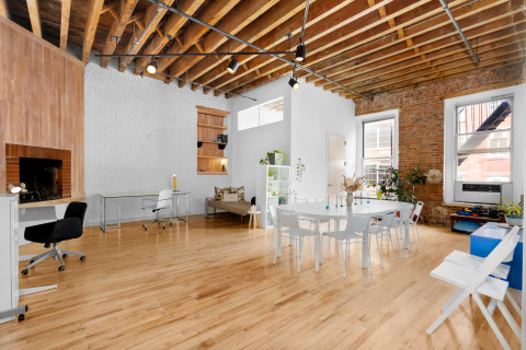 Cool Downtown Loft, Spacious, Quiet, South Facing Windows, New York, NY ...