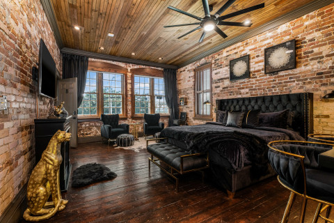 Two stunning luxury studio apartments inside breathtaking historic ...
