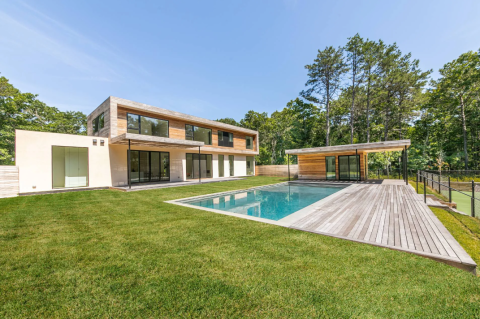 Designer Modern East Hampton Home, East Hampton, NY | Production ...