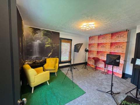 THE Greenstream Studios | Central614 studio w/ Natural Lighting ...