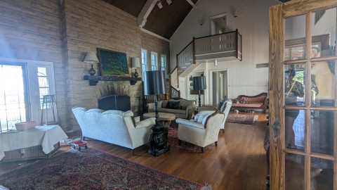 In Town Ranch House, Fort Worth, TX | Production | Peerspace