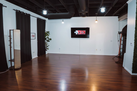 Studio 7teen | Beautiful Multipurpose Studio In Downtown Lancaster Blvd ...
