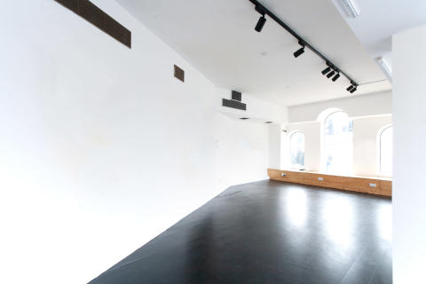 Corner Gallery Chalk Farm, London | Production | Peerspace