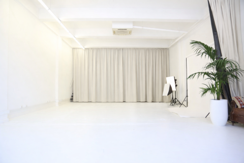 Studio Olé | Light-Filled Creative Studio with Multiple Shoot Zones ...