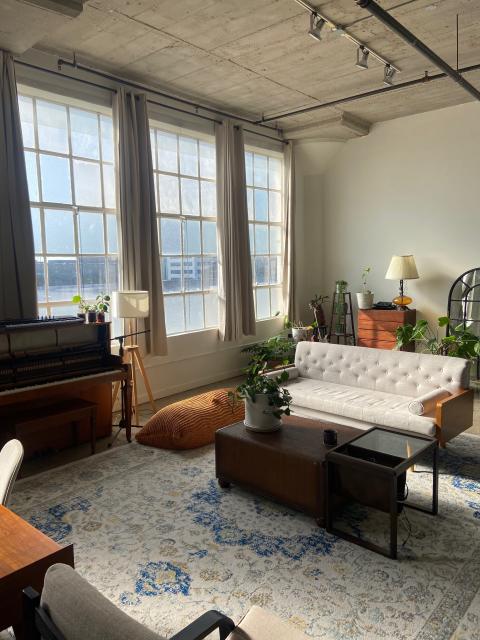 Furnished DTLA Loft With Music Equipment, High Ceilings and Scandnavian ...
