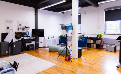 Perfect Portrait/Product Photography or Video Studio, LYNN, MA ...