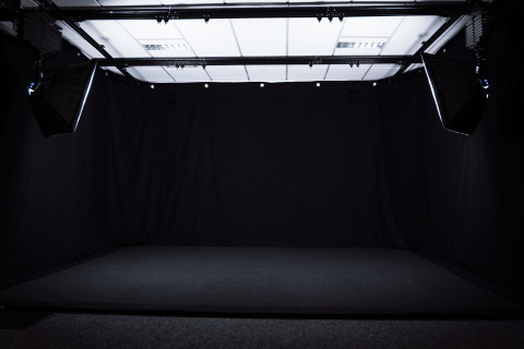 Photo/Film (Black Out) Studio SE London, London | Production | Peerspace