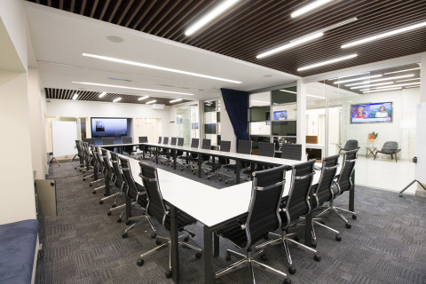 Large Modern Meeting Room I - in the Heart of Bryant Park * All Day ...