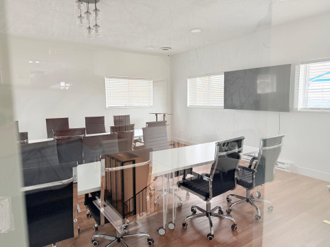 AW Management | 440 sq.ft., Aurora, CO | Off-Site | Peerspace