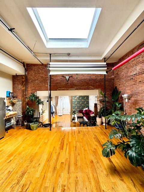 Photo inspiration: Fresh Look at Artistic One Of A Kind Brooklyn Loft Brooklyn Ny Production