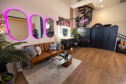 Modern DTLA Professional Portrait Studio, Los Angeles, CA | Production ...