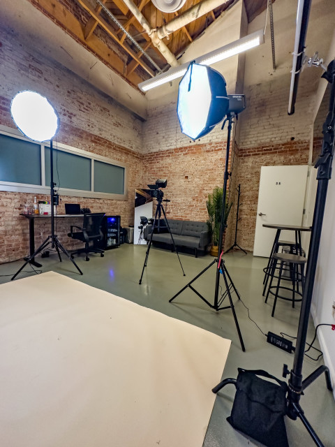 Well-equipped and Affordable Photography Studio., Fresno, CA ...