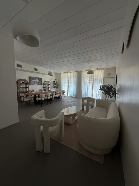 1122 Studio | Modern Neutral Studio for Content Creation, Workshops ...