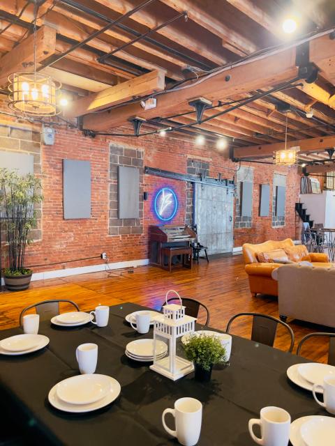 Stylish Loft with Stage, Philadelphia, PA | Production | Peerspace