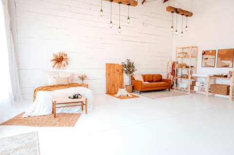 All White Space with Beautiful Natural Lighting, White House, TN ...