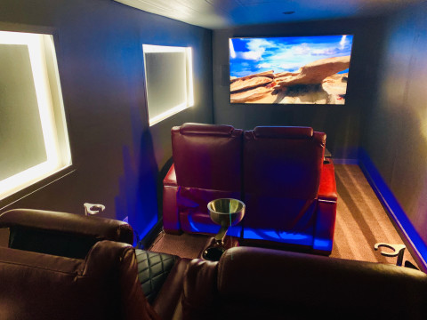 Private intimate screening room and cocktail reception area, Los ...