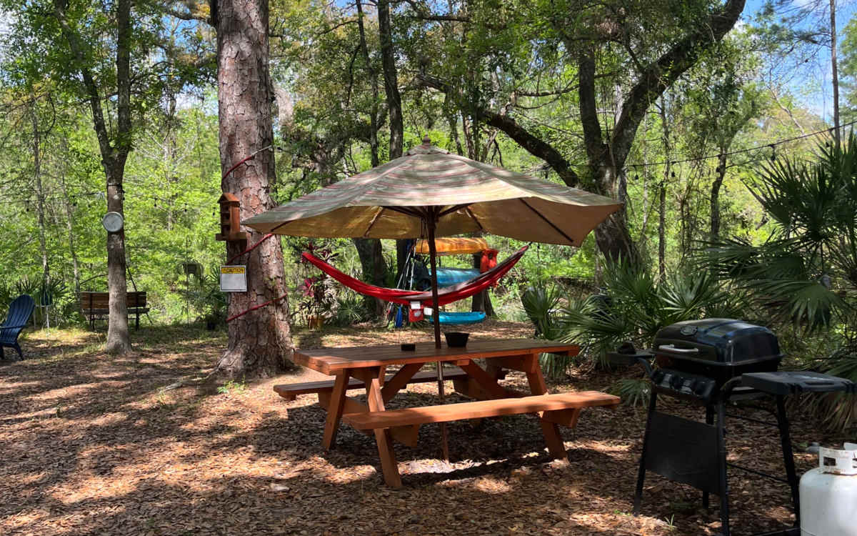 Riverside Retreat, Dade City, FL Production Peerspace