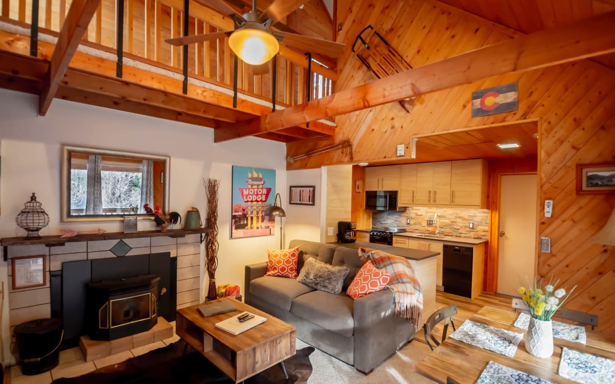 A Frame Mountain Cabin surrounded by Mountian Views, Salida, CO Event