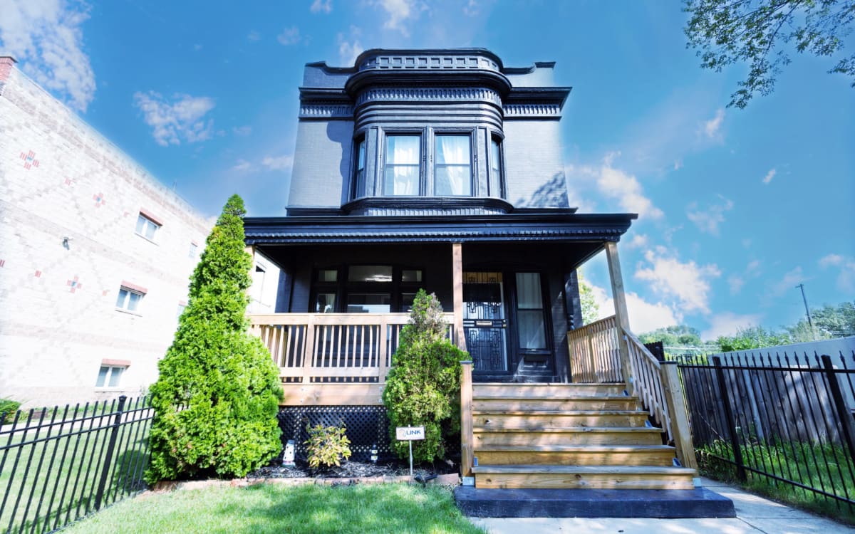 Villa Noir Black Brick Content House in North Kenwood, Chicago, IL