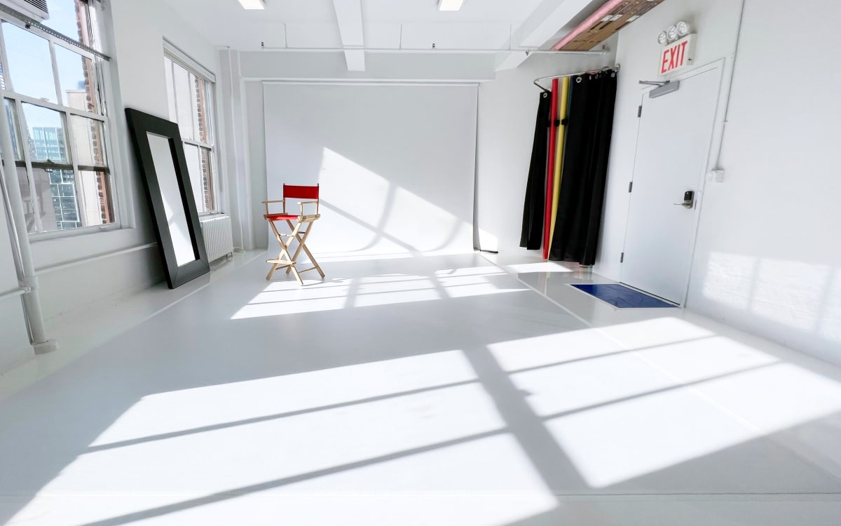 22B Spacious Midtown Manhattan Photo Studio, New York, NY OffSite