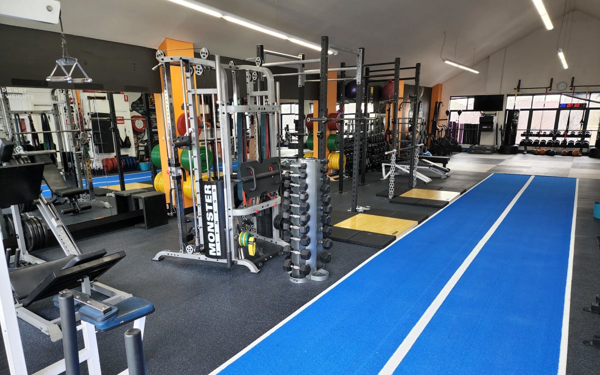 Indoor discount outdoor gym