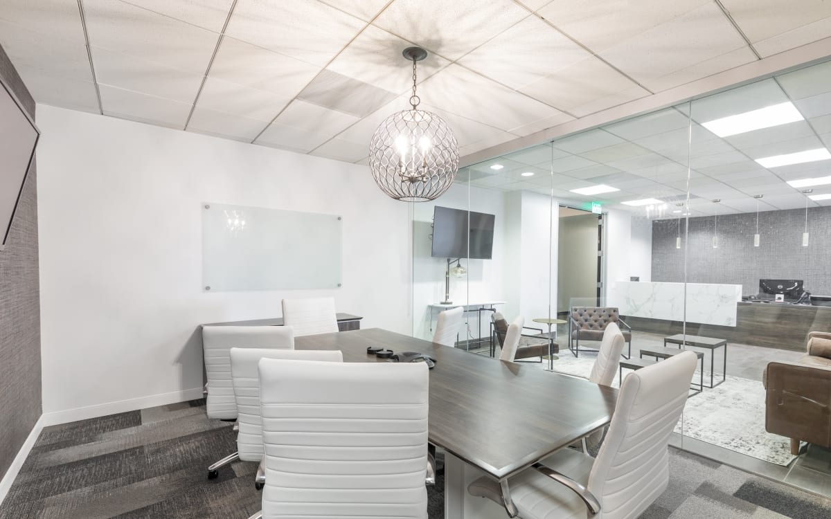 8 Person Conference Room, Los Angeles, CA OffSite Peerspace