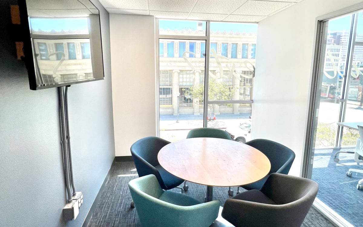 Downtown Long Beach Small Conference Room, Long Beach, CA OffSite Peerspace