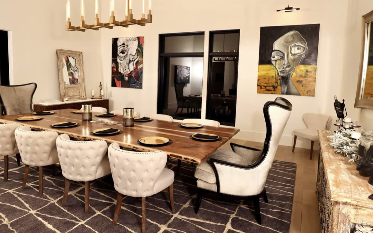 Unique home in the beautiful North Mountains. Amazing view of Mt. Yonah. Large brand new