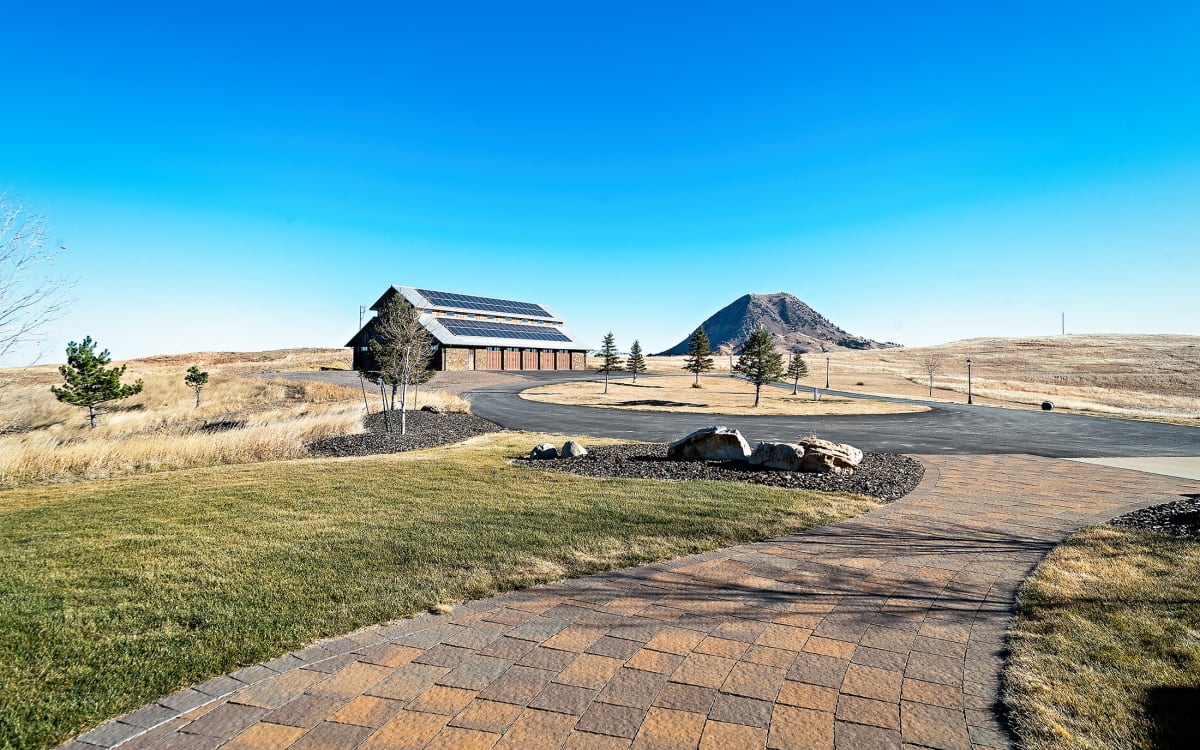 Spectacular RanchStyle Villa in Whitewood, South Dakota, Whitewood, SD