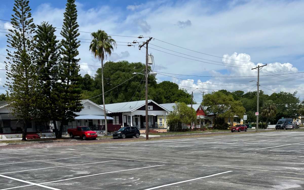 Ybor city night life right in the center of the action just with free parking, Tampa, FL Off