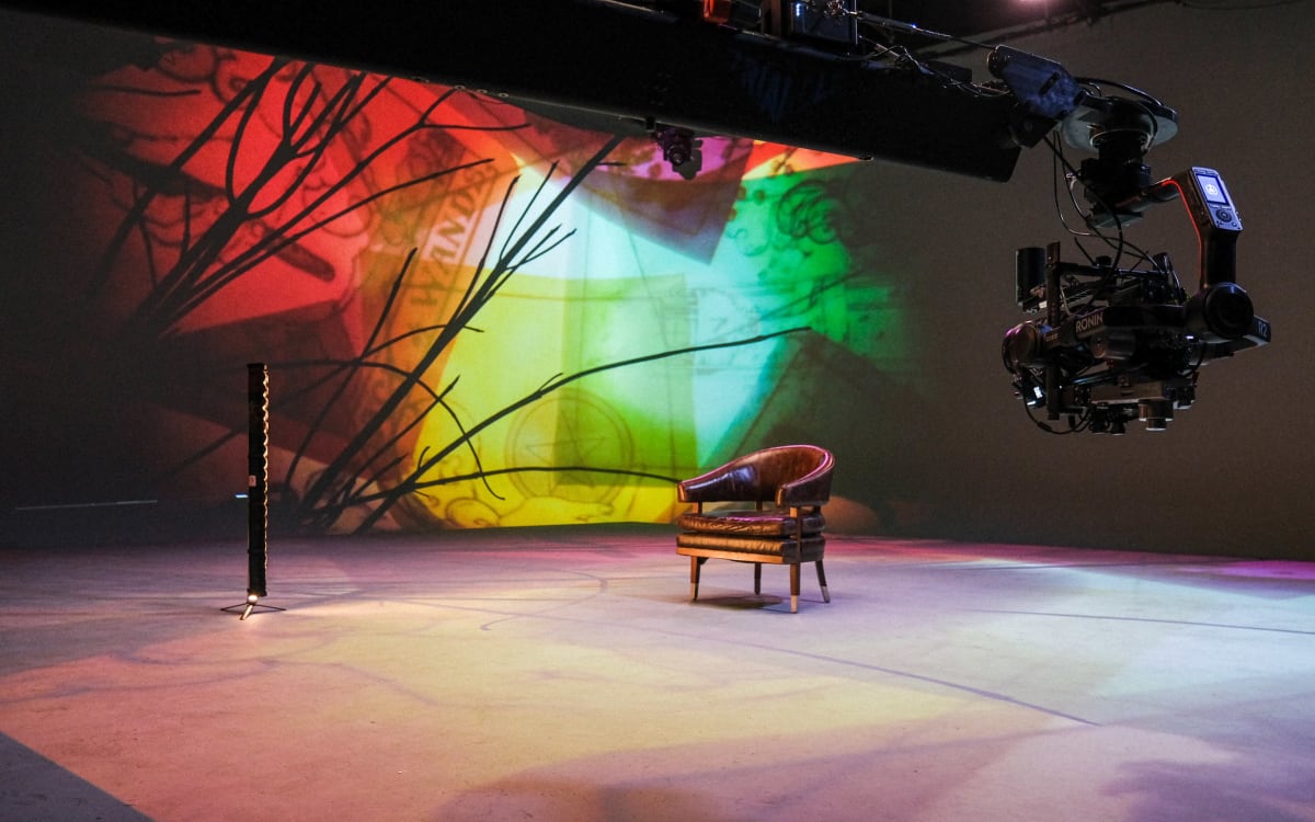 Fully Equipped Professional Soundstage Los Angeles Film & Photo