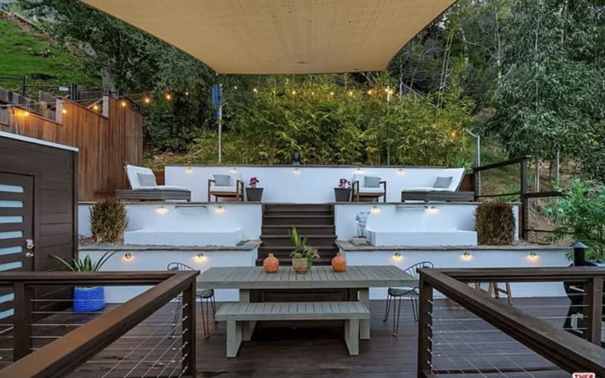 Beverly Glen Treehouse, Beverly Hills, CA Production Peerspace