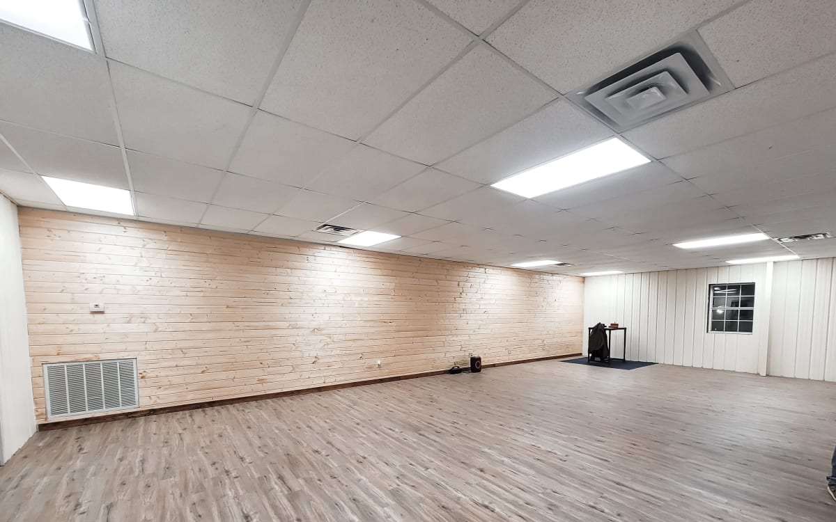 Holly Springs Event Venue, Mena, AR Production Peerspace