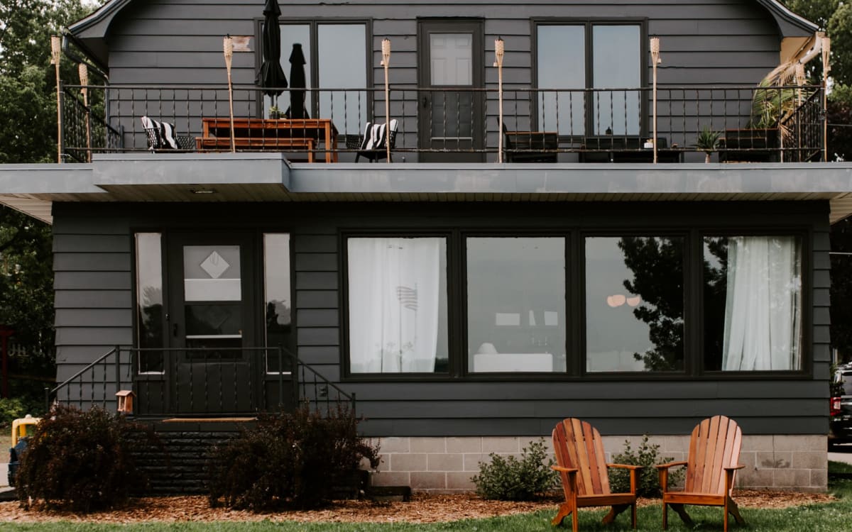 MidModern Lakefront Home, Albert Lea, MN Production Peerspace