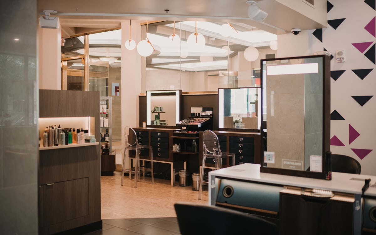 Downtown Luxury Hair Salon, Grand Rapids, MI Production Peerspace