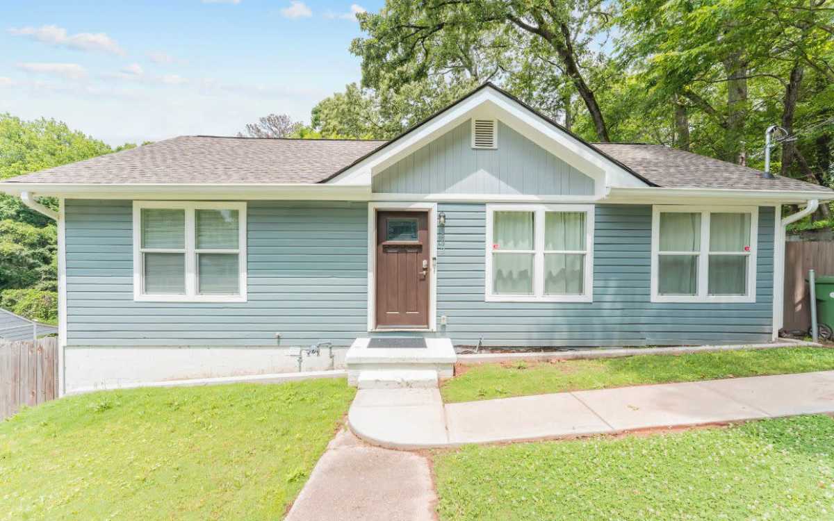 Cozy ATL Cottage, Atlanta, GA Production Peerspace