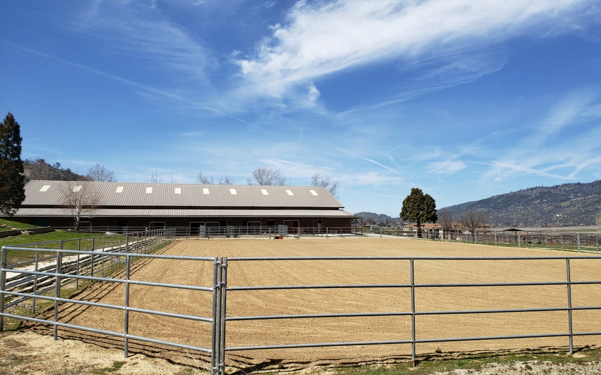 Rustic Country Ranch House and Barn, Tehachapi, CA | Production | Peerspace
