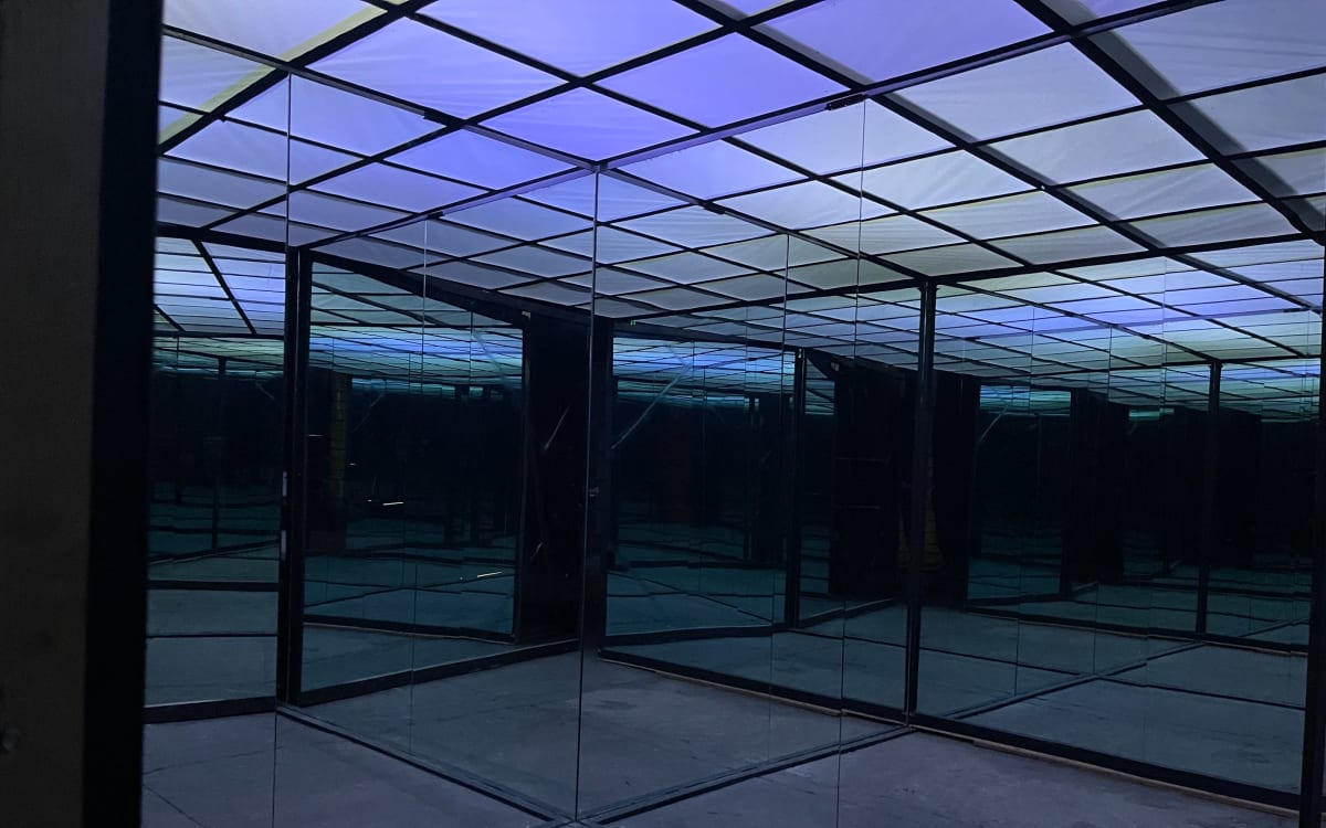 Mirror Set High Quality with Real Mirrors and LED Plexiglass Ceiling