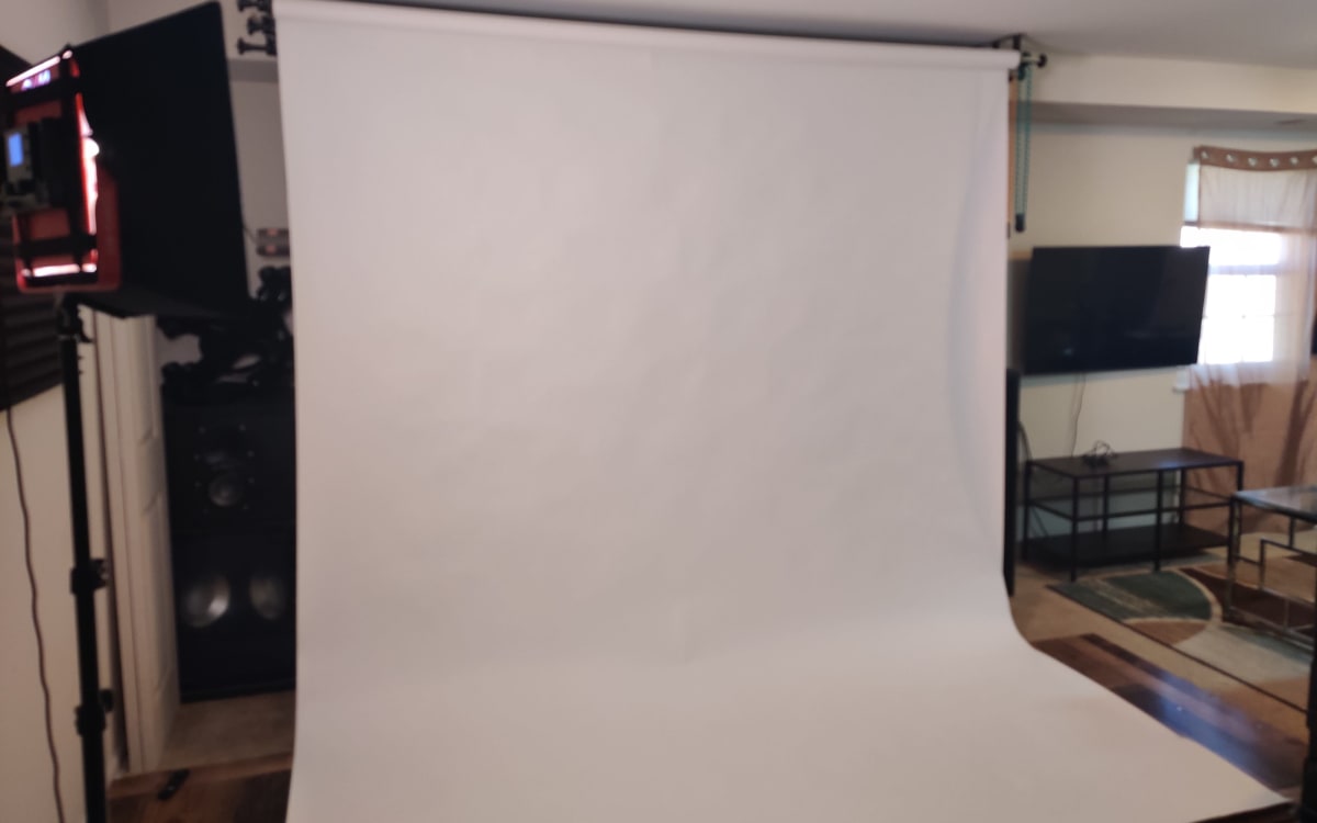 Photo Studio w/ 9' Backdrops Lighting Included, Glen Burnie, MD ...