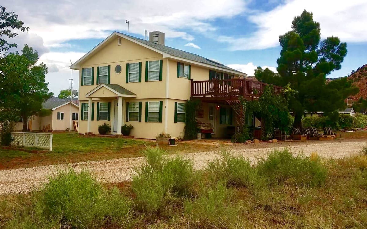 Remote, Farmhouse, high desertred rocks, Cane Beds, AZ Production