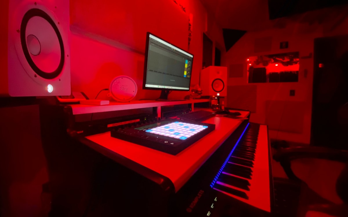 Urban Jungle Studios, Long Island City, NY Production Peerspace